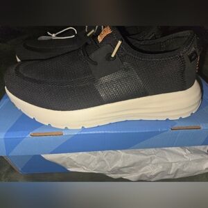 NWT Womenes Hey Dude Black and White Women's Sneakers